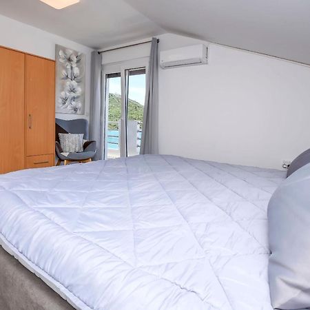 Apartment Bosiljka Rogoznica  Bagian luar foto